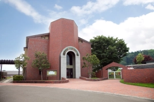 https://www.akita-museum.com/upfiles/photo/icon/外観